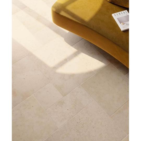 vilagos travertin meszko hatasu burkolat jarolap kulteri terasz fagyallo koburkolat marvany rusztikus mediterran jarolap padlolap vegyes meretu.jpg